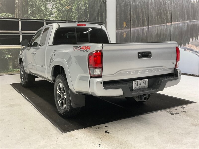 2018 Toyota Tacoma TRD Sport 4X4 / 1-OWNER / 41,000 MILES  / Technology Package - Photo 8 - Gladstone, OR 97027