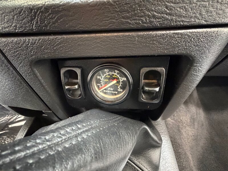 2004 Dodge Ram 3500 SLT 4X4 6-SPEED MANUAL DUALLY 5.9L CUMMINS DIESEL /LONG BED / ZERO RUST - Photo 20 - Gladstone, OR 97027