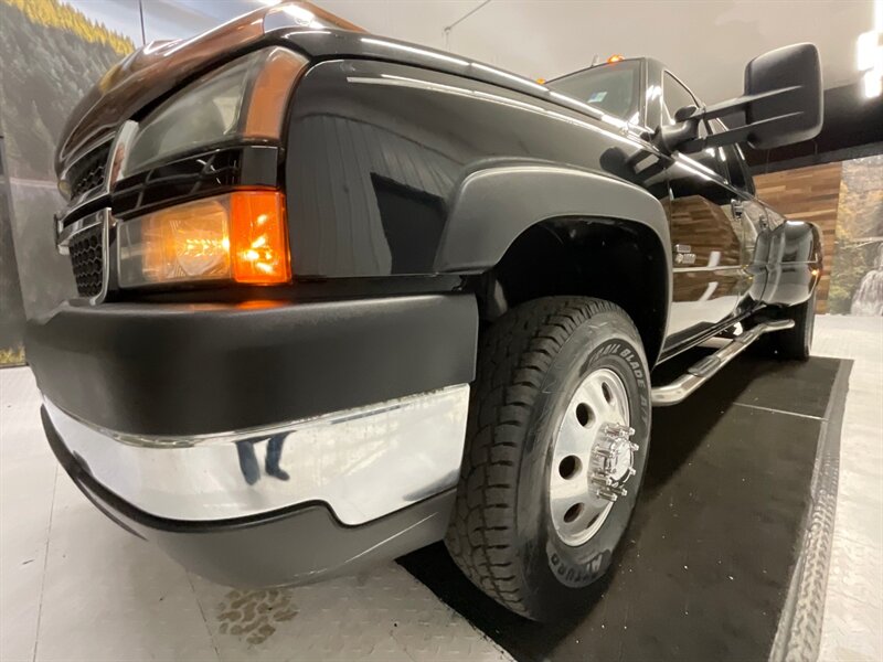 2007 Chevrolet Silverado 3500 LT Crew Cab 4X4 / 6.6L DIESEL / DUALLY / LBZ MOTOR  / Leather & Heated Seats / DVD Player / RUST FREE / ALLISON TRANNY - Photo 9 - Gladstone, OR 97027