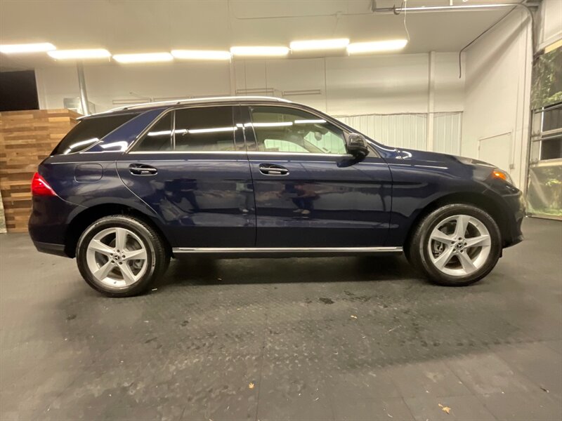 2017 Mercedes-Benz GLE 350 Sport Utility / 3RD ROW / 31,000 MILES   - Photo 4 - Gladstone, OR 97027