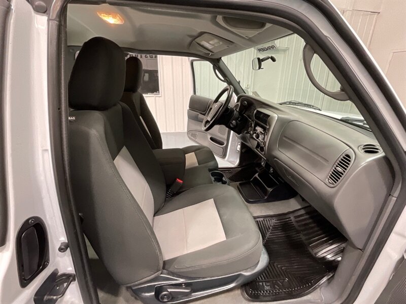 2011 Ford Ranger XLT Super Cab 4X4 / 4.0L 6Cyl / NEW TIRES/63K MILE  / LOCAL TRUCK / ZERO RUST / 4dr Super Cab w. Rear Seat / 4X4 - Photo 16 - Gladstone, OR 97027