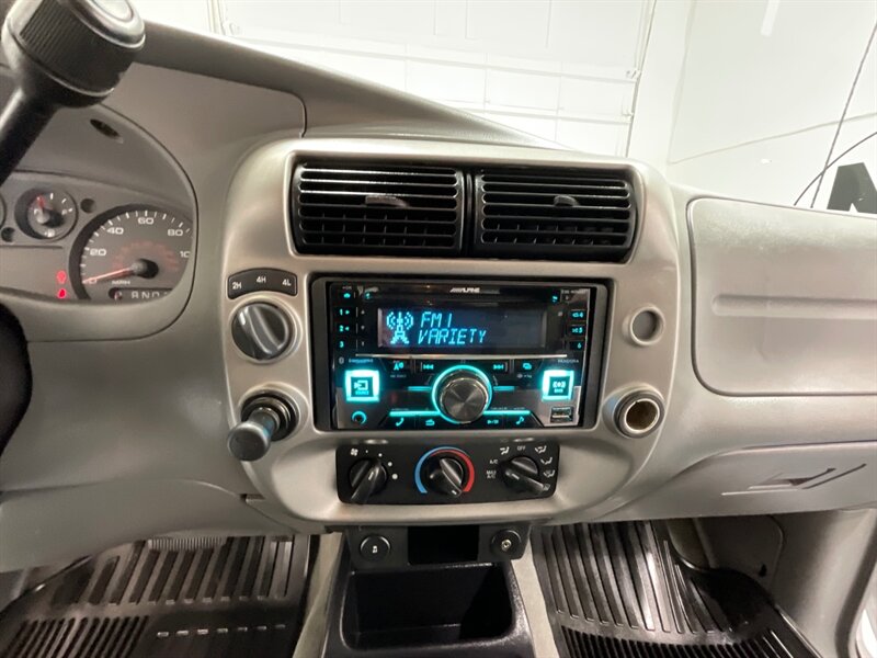2011 Ford Ranger XLT Super Cab 4X4 / 4.0L 6Cyl / NEW TIRES/63K MILE  / LOCAL TRUCK / ZERO RUST / 4dr Super Cab w. Rear Seat / 4X4 - Photo 18 - Gladstone, OR 97027