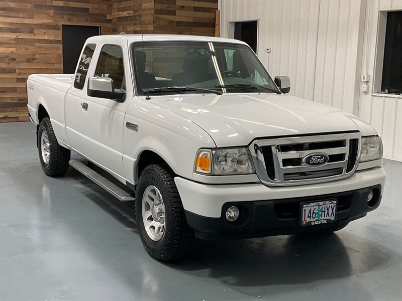 2011 Ford Ranger XLT Super Cab 4X4 / 4.0L 6Cyl / NEW TIRES/63K MILE  / LOCAL TRUCK / ZERO RUST / 4dr Super Cab w. Rear Seat / 4X4 - Photo 2 - Gladstone, OR 97027