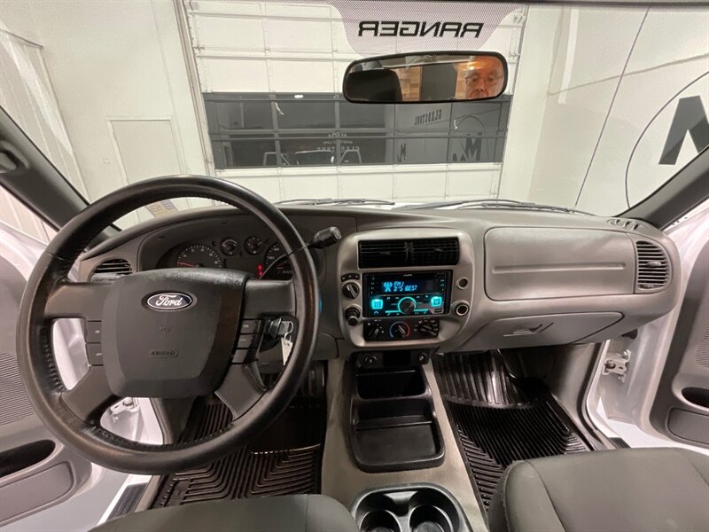 2011 Ford Ranger XLT Super Cab 4X4 / 4.0L 6Cyl / NEW TIRES/63K MILE  / LOCAL TRUCK / ZERO RUST / 4dr Super Cab w. Rear Seat / 4X4 - Photo 17 - Gladstone, OR 97027
