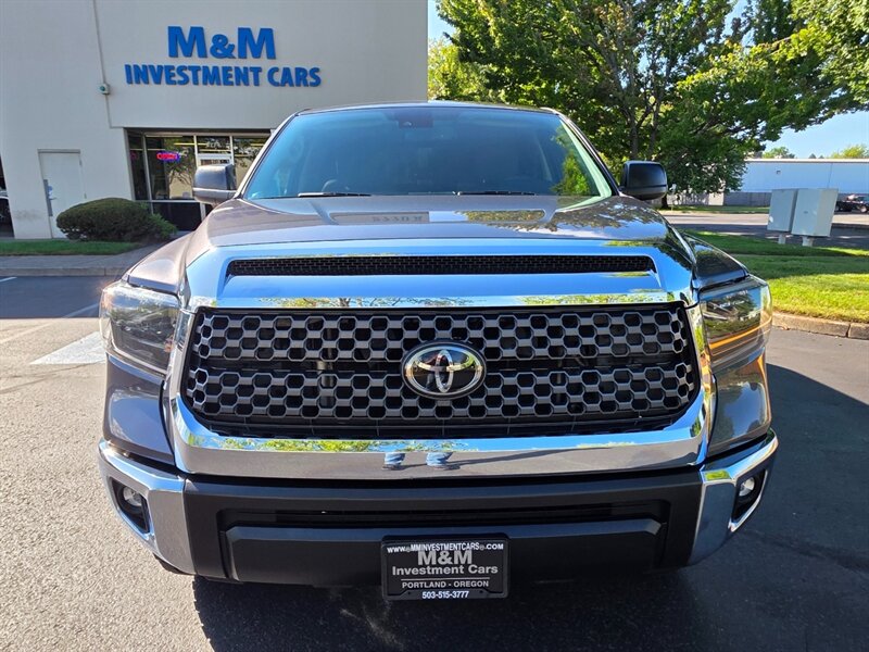 2021 Toyota Tundra CREW MAX 4X4 / V8 5.7L / LOCAL TRADE-IN / NO RUST / ARE CANOPY / 38-GALLON TANK / IMMACULATE !! - Photo 5 - Portland, OR 97217