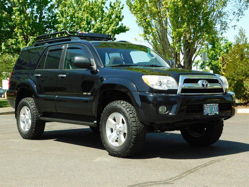 2007 Toyota 4Runner V6 4.0L / 4X4 / DIFF LOCK / 110k MILES / LIFTED