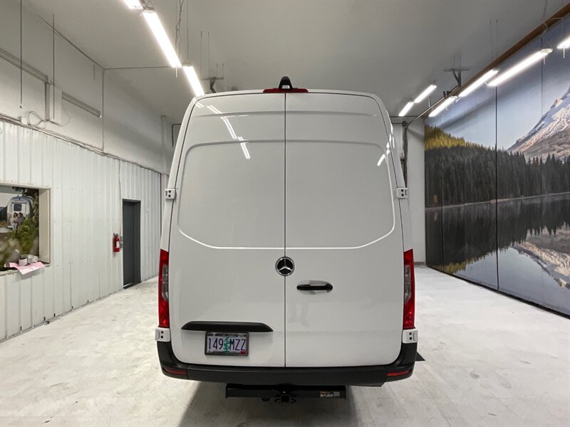 2021 Mercedes-Benz Sprinter 2500 CARGO VAN / 4Cyl DIESEL / HIGHROOF 170 " WB  / Backup Camera / 28,000 MILES - Photo 6 - Gladstone, OR 97027