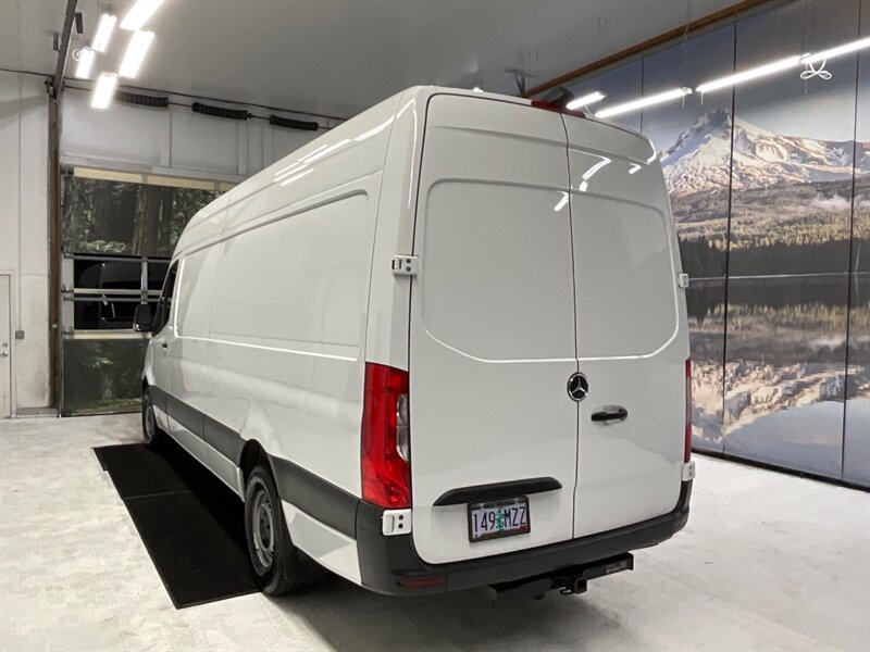 2021 Mercedes-Benz Sprinter 2500 CARGO VAN / 4Cyl DIESEL / HIGHROOF 170 " WB  / Backup Camera / 28,000 MILES - Photo 9 - Gladstone, OR 97027