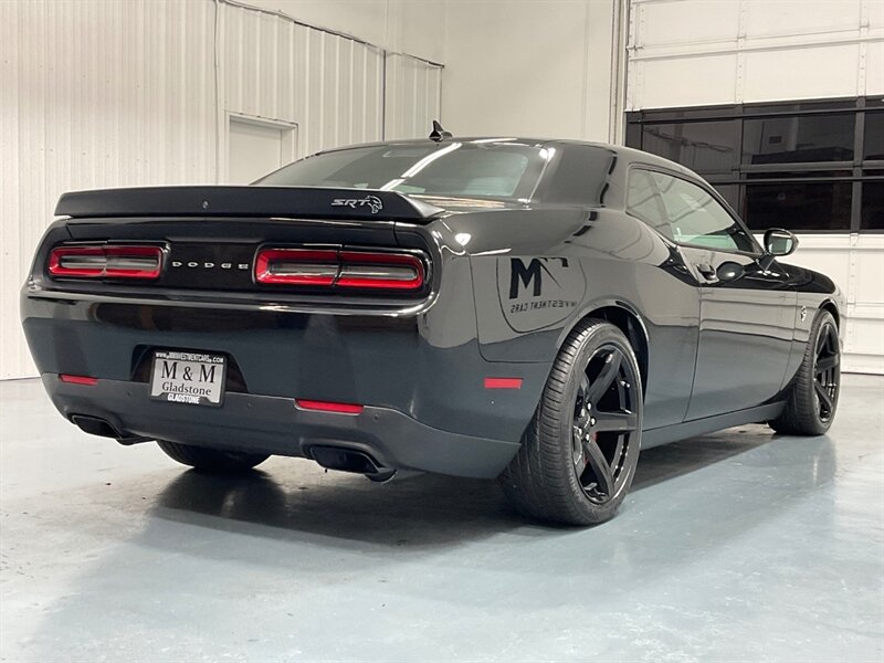 2020 Dodge Challenger SRT Hellcat SRT Alcantara / 6.2L V8 SUPERCHARGED  / 1-OWNER / Plus Package/ Alcantara Appearance Package /8–Speed Automatic Transmission - Photo 7 - Gladstone, OR 97027