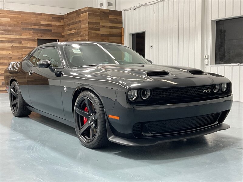 2020 Dodge Challenger SRT Hellcat SRT Alcantara / 6.2L V8 SUPERCHARGED  / 1-OWNER / Plus Package/ Alcantara Appearance Package /8–Speed Automatic Transmission - Photo 2 - Gladstone, OR 97027