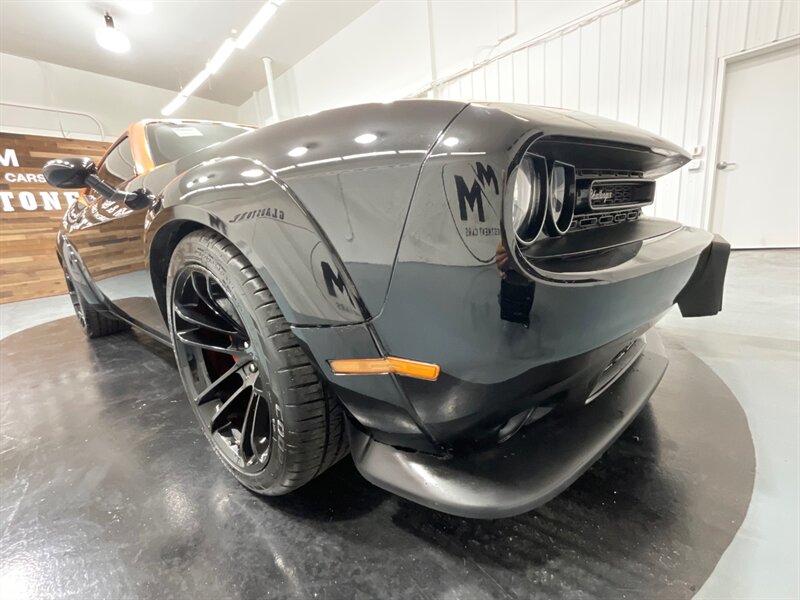 2019 Dodge Challenger R/T Scat Pack Plus Pkg/392 V8 HEMI 6.4L / 30K MILE  / 8-Speed Transmission - Photo 12 - Gladstone, OR 97027