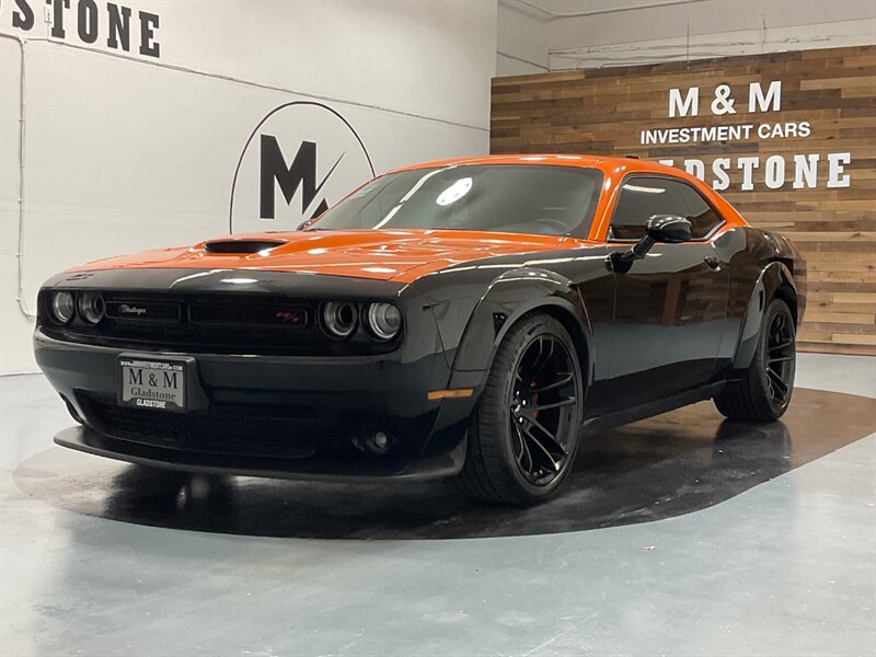 2019 Dodge Challenger R/T Scat Pack Plus Pkg/392 V8 HEMI 6.4L / 30K MILE  / 8-Speed Transmission - Photo 1 - Gladstone, OR 97027