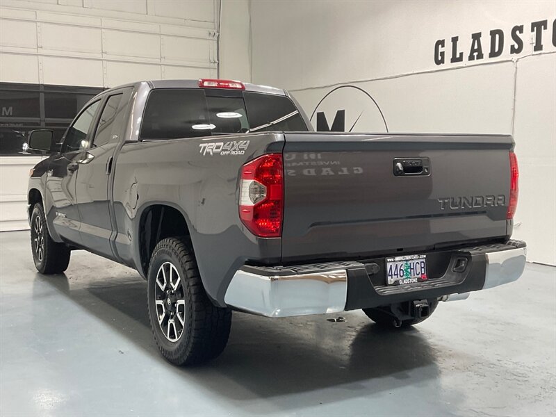 2014 Toyota Tundra SR5  / LOCAL TRUCK / BACKUP CAMERA - Photo 8 - Gladstone, OR 97027