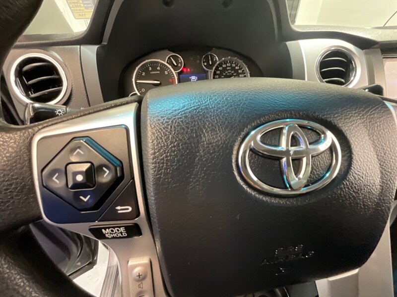 2014 Toyota Tundra SR5  / LOCAL TRUCK / BACKUP CAMERA - Photo 53 - Gladstone, OR 97027