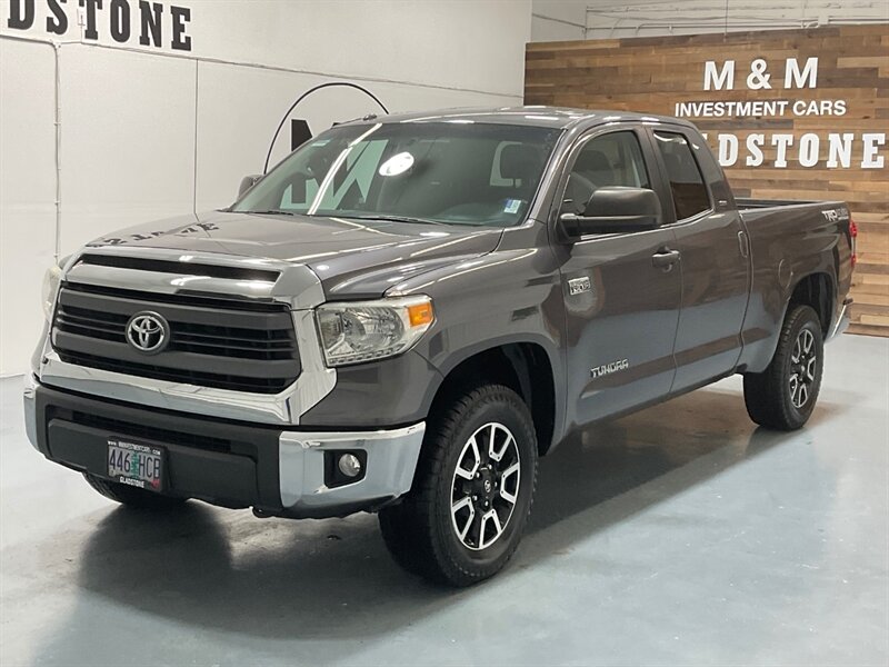 2014 Toyota Tundra SR5  / LOCAL TRUCK / BACKUP CAMERA - Photo 63 - Gladstone, OR 97027