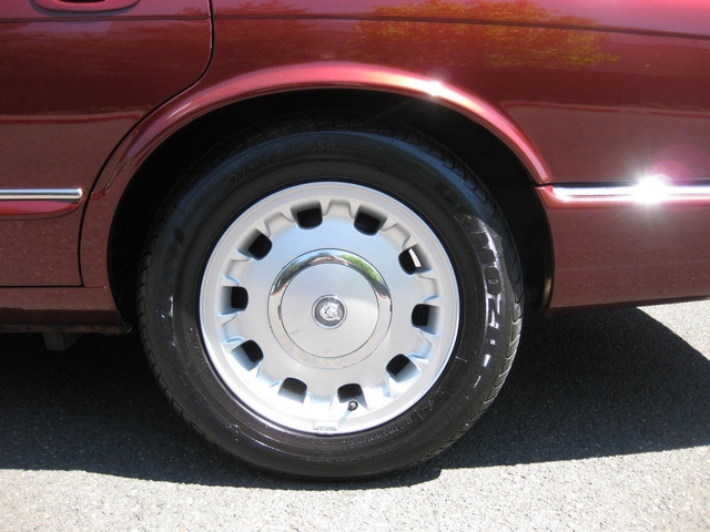 1998 Jaguar XJ8 Vanden Plas-L   - Photo 17 - Portland, OR 97217