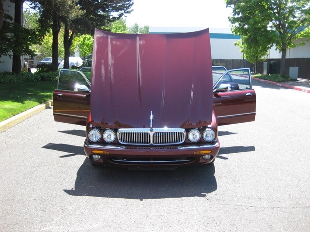 1998 Jaguar XJ8 Vanden Plas-L   - Photo 23 - Portland, OR 97217