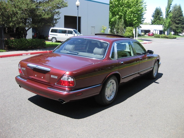 1998 Jaguar XJ8 Vanden Plas-L   - Photo 6 - Portland, OR 97217