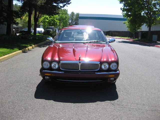 1998 Jaguar XJ8 Vanden Plas-L   - Photo 2 - Portland, OR 97217