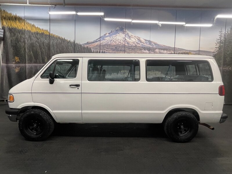 1996 Dodge Power Wagon 2500 12-Passenger VAN / NEW TIRES / 44,000 MILES   - Photo 3 - Gladstone, OR 97027