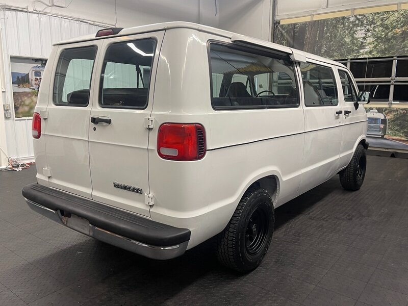 1996 Dodge Power Wagon 2500 12-Passenger VAN / NEW TIRES / 44,000 MILES   - Photo 8 - Gladstone, OR 97027