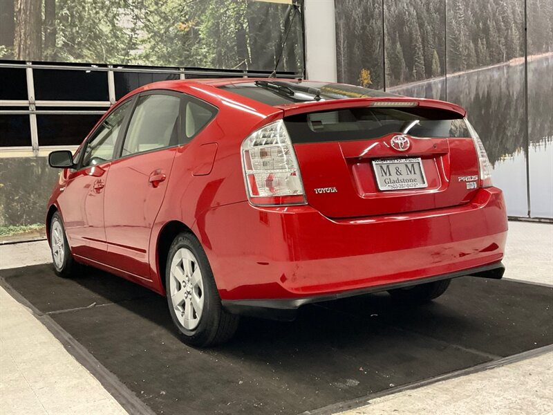 2007 Toyota Prius Hatchback / Hybrid / Backup Camera / 109,000 MILES  / Backup Camera / Brand New Tires / Excel Cond - Photo 7 - Gladstone, OR 97027