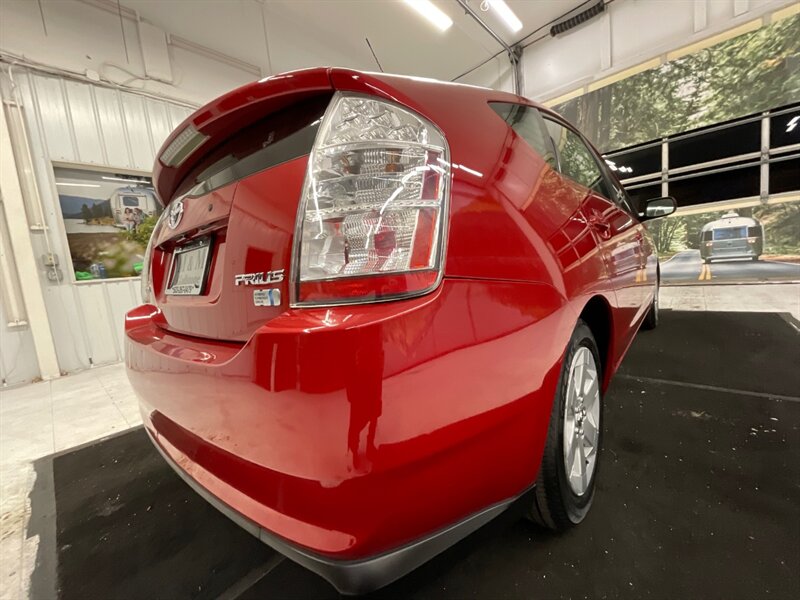 2007 Toyota Prius Hatchback / Hybrid / Backup Camera / 109,000 MILES  / Backup Camera / Brand New Tires / Excel Cond - Photo 10 - Gladstone, OR 97027