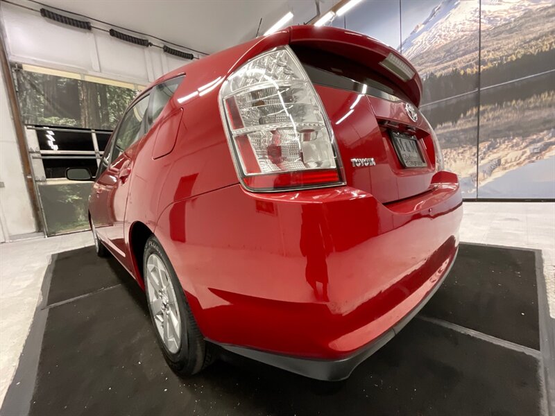 2007 Toyota Prius Hatchback / Hybrid / Backup Camera / 109,000 MILES  / Backup Camera / Brand New Tires / Excel Cond - Photo 26 - Gladstone, OR 97027