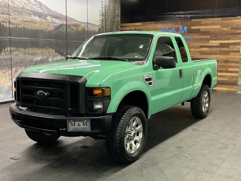 2009 Ford F-350 Super Duty XL Super Cab 4X4 / 6.8L V10 / Excel Con   - Photo 25 - Gladstone, OR 97027