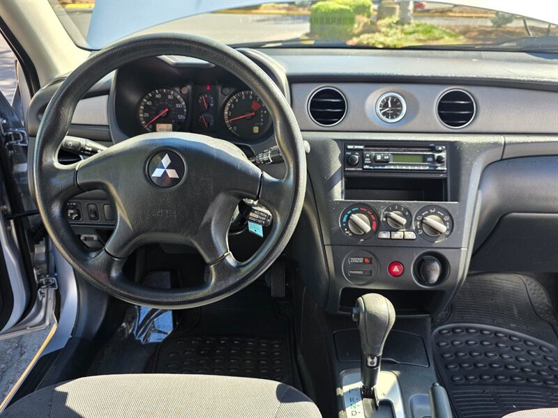 2006 Mitsubishi Outlander LS ALL WHEEL DRIVE / 4-Cyl , 2.4L / Fresh Trade In / Local Car / Clean Title / No Rust - Photo 18 - Portland, OR 97217