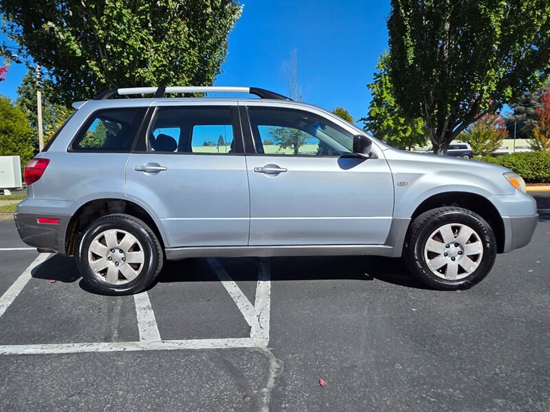 2006 Mitsubishi Outlander LS ALL WHEEL DRIVE / 4-Cyl , 2.4L / Fresh Trade In / Local Car / Clean Title / No Rust - Photo 4 - Portland, OR 97217