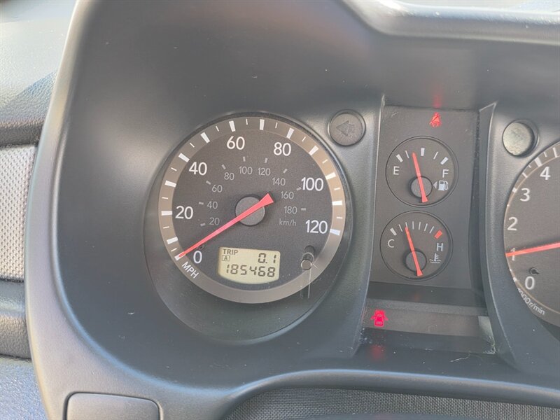 2006 Mitsubishi Outlander LS ALL WHEEL DRIVE / 4-Cyl , 2.4L / Fresh Trade In / Local Car / Clean Title / No Rust - Photo 34 - Portland, OR 97217