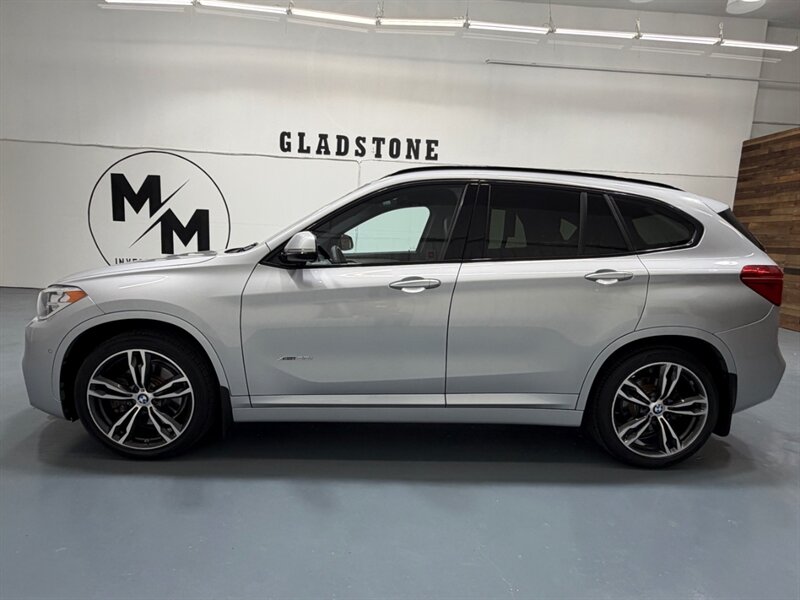 2017 BMW X1 xDrive28i SUV AWD / Pano Sunroof / NEW TIRES  / Leather w. Heated seats / Backup Camera - Photo 3 - Gladstone, OR 97027