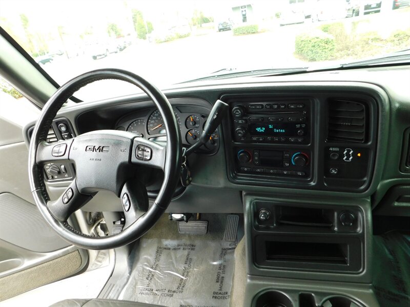 2005 GMC Sierra 1500 SLT 4dr  / 4X4 / QUADRASTEER / LOW LOW MILES   - Photo 18 - Portland, OR 97217