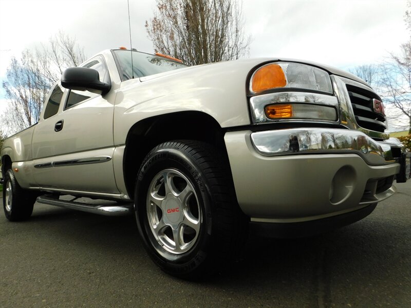 2005 GMC Sierra 1500 SLT 4dr  / 4X4 / QUADRASTEER / LOW LOW MILES   - Photo 43 - Portland, OR 97217