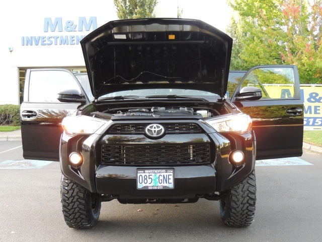 2014 Toyota 4Runner SR5/ 4X4 /3rd Seats/BackUp CAMERA/ 1-OWNER/ LIFTED