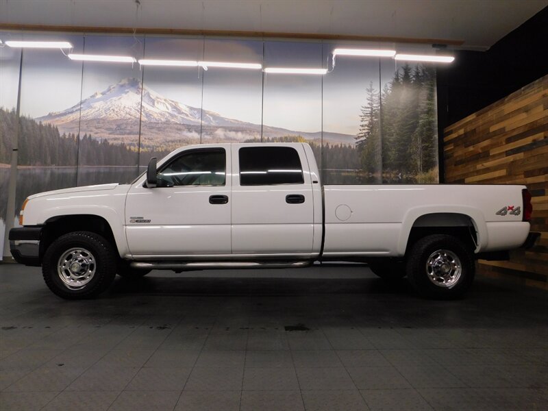 2006 Chevrolet Silverado 3500 LT Crew Cab 4X4 / 6.   - Photo 2 - Gladstone, OR 97027