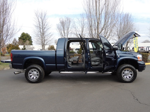 2006 Dodge Ram 3500 Laramie/ Mega Cab/ 4X4 / 5.9L DIESEL/ 6-SPD MANUAL   - Photo 31 - Portland, OR 97217