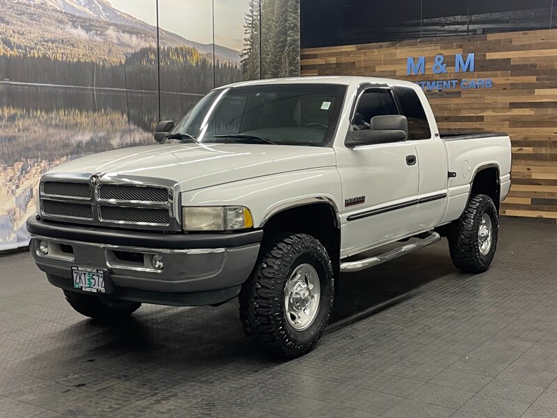 2001 Dodge Ram 2500 SLT 4dr 4X4 / 5.9L C   - Photo 1 - Gladstone, OR 97027