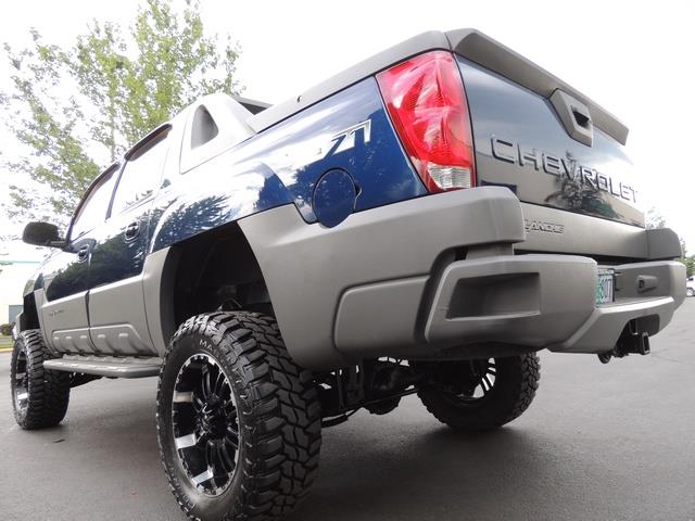 2002 Chevrolet Avalanche 1500 / 4X4 / Leather / Sunroof / LIFTED LIFTED   - Photo 13 - Portland, OR 97217