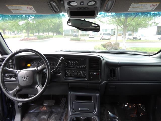 2002 Chevrolet Avalanche 1500 / 4X4 / Leather / Sunroof / LIFTED LIFTED   - Photo 34 - Portland, OR 97217