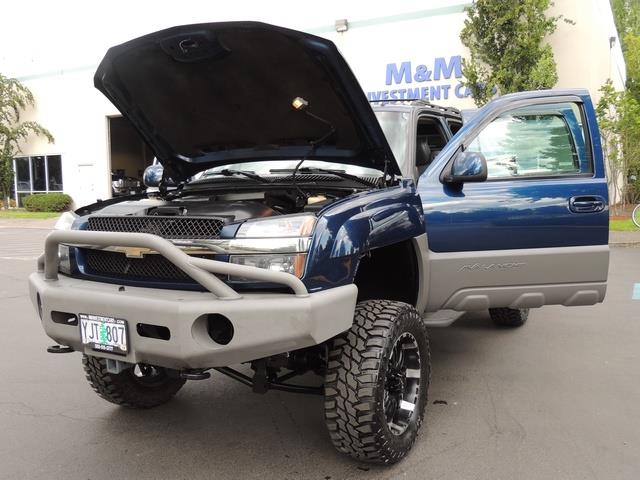 2002 Chevrolet Avalanche 1500 / 4X4 / Leather / Sunroof / LIFTED LIFTED   - Photo 25 - Portland, OR 97217