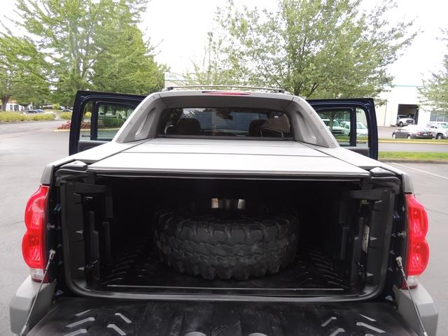 2002 Chevrolet Avalanche 1500 / 4X4 / Leather / Sunroof / LIFTED LIFTED   - Photo 28 - Portland, OR 97217