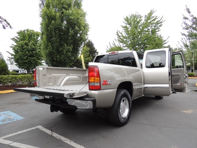 1999 GMC Sierra 1500 SLE / 3-DR/ 4X4 / Leather /5.3L 8Cyl   - Photo 28 - Portland, OR 97217