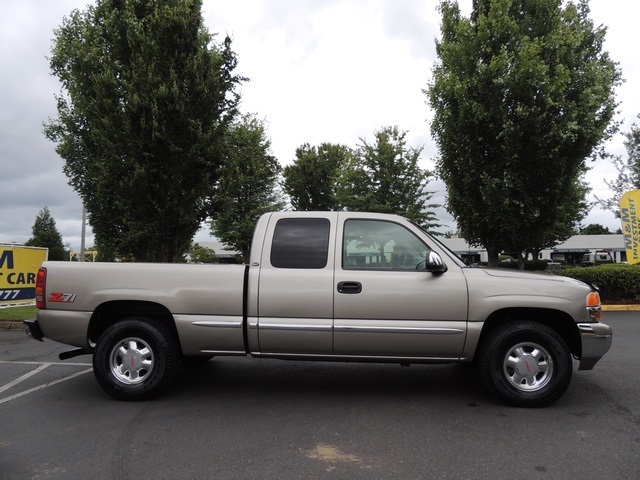 1999 GMC Sierra 1500 SLE / 3-DR/ 4X4 / Leather /5.3L 8Cyl   - Photo 4 - Portland, OR 97217