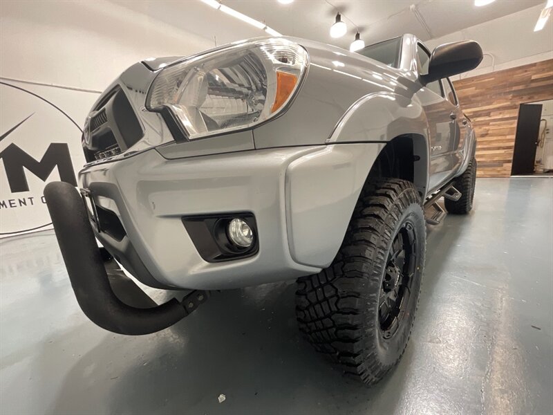 2015 Toyota Tacoma V6 Double Cab 4X4 / 1-OWNER / LIFTED w. NEW TIRES  / ZERO RUST - Photo 58 - Gladstone, OR 97027