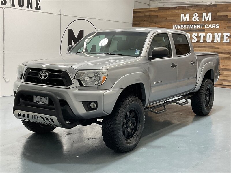 2015 Toyota Tacoma V6 Double Cab 4X4 / 1-OWNER / LIFTED w. NEW TIRES  / ZERO RUST - Photo 1 - Gladstone, OR 97027