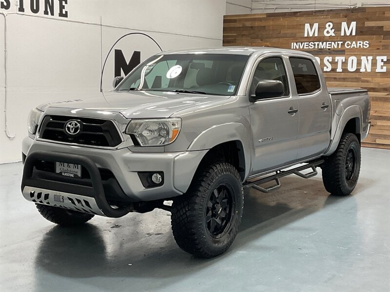 2015 Toyota Tacoma V6 Double Cab 4X4 / 1-OWNER / LIFTED w. NEW TIRES  / ZERO RUST - Photo 63 - Gladstone, OR 97027