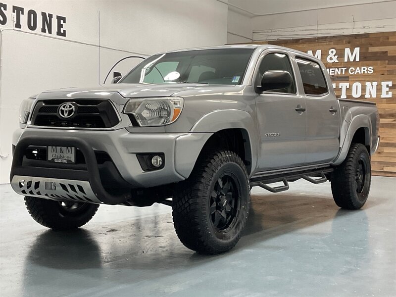 2015 Toyota Tacoma V6 Double Cab 4X4 / 1-OWNER / LIFTED w. NEW TIRES  / ZERO RUST - Photo 64 - Gladstone, OR 97027