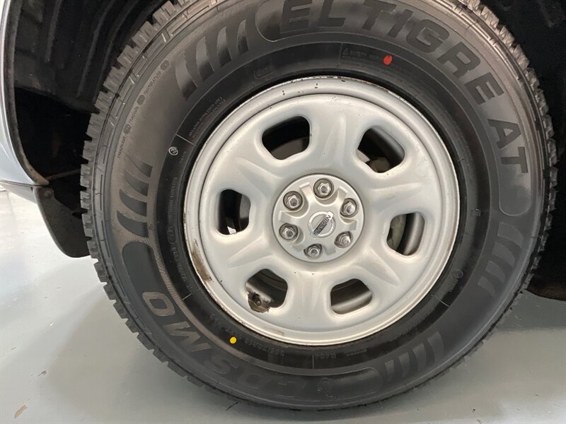 2007 Nissan Frontier SE 4X4 V6 / NEW TIRES / ZERO RUST /103K MILES / Backup Camera / Towing pkg - Photo 42 - Gladstone, OR 97027
